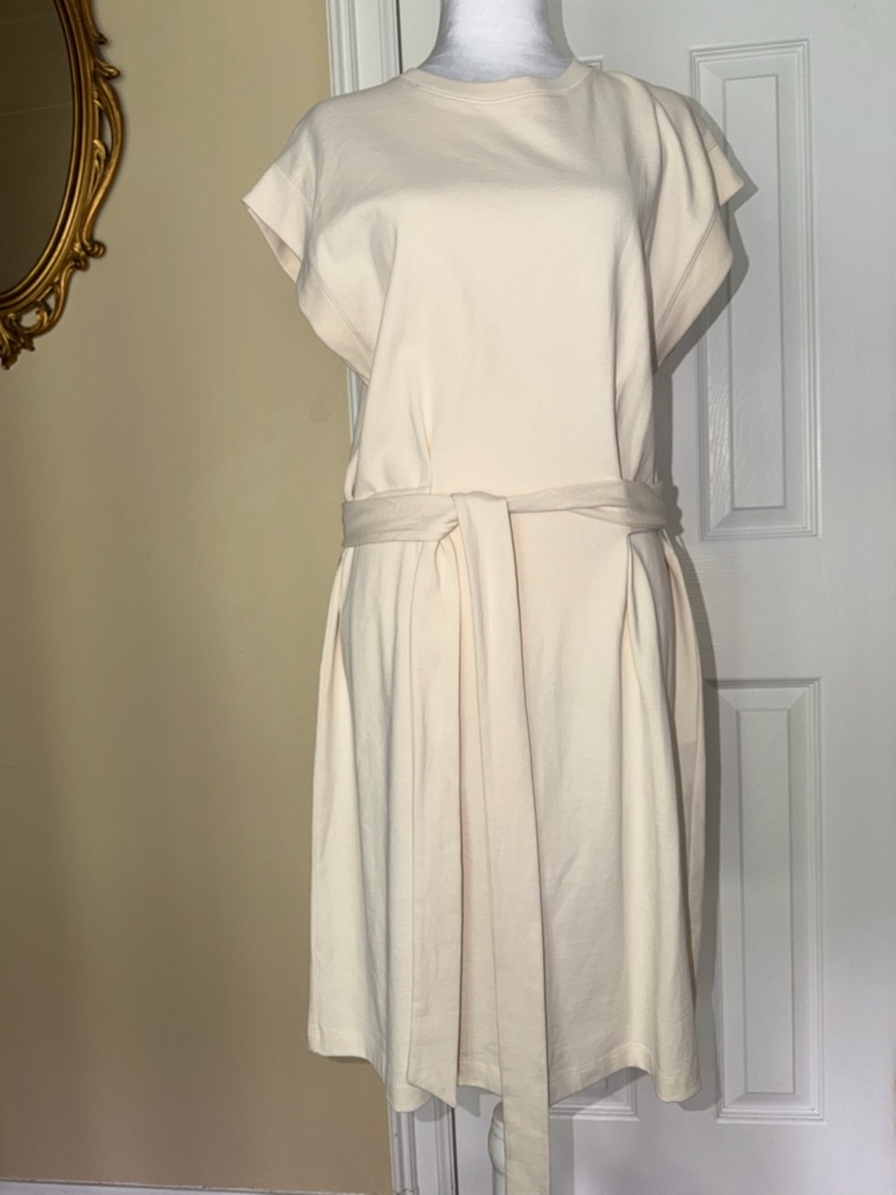 Vince Women's Short Sleeve Tie
Waist Dress neutral ivory Peruvian Cotton M - Picture 5 of 10